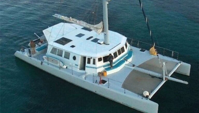 Super yacht ECKO BLUE