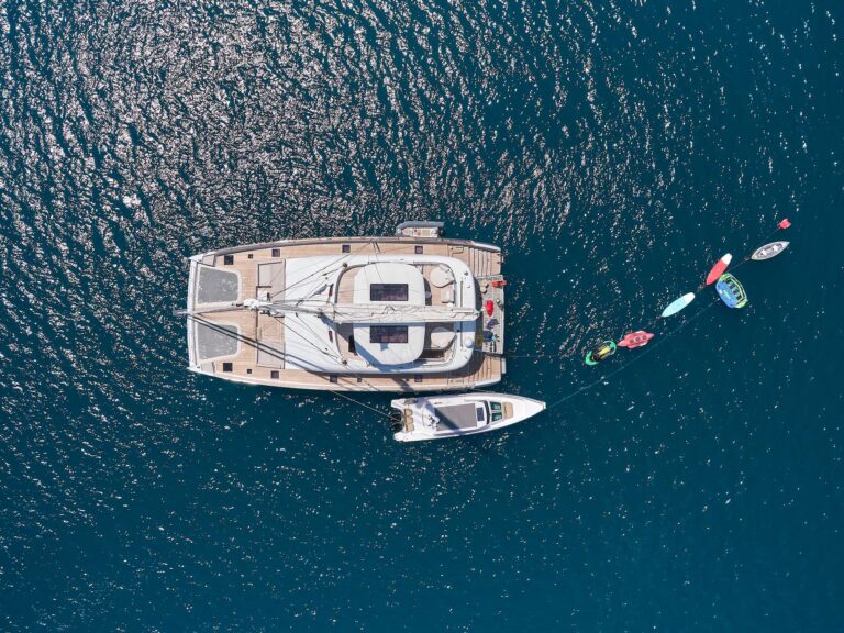 Super yacht GENNY