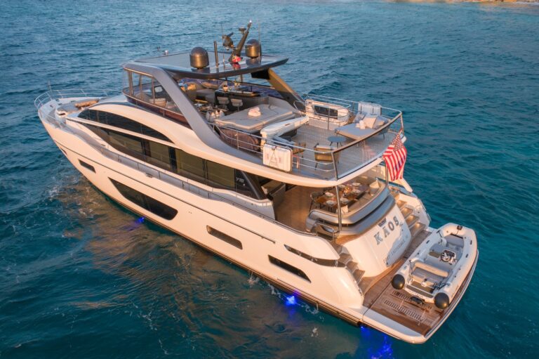 Super yacht KAOS