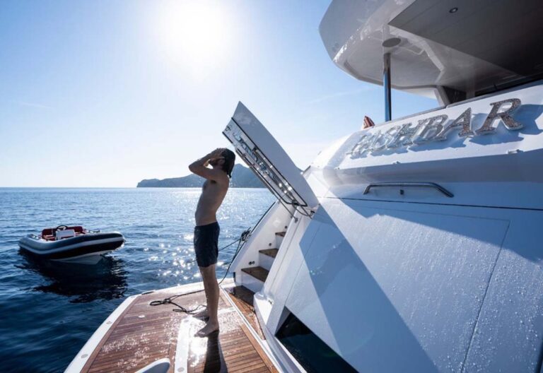 Super yacht PASHBAR