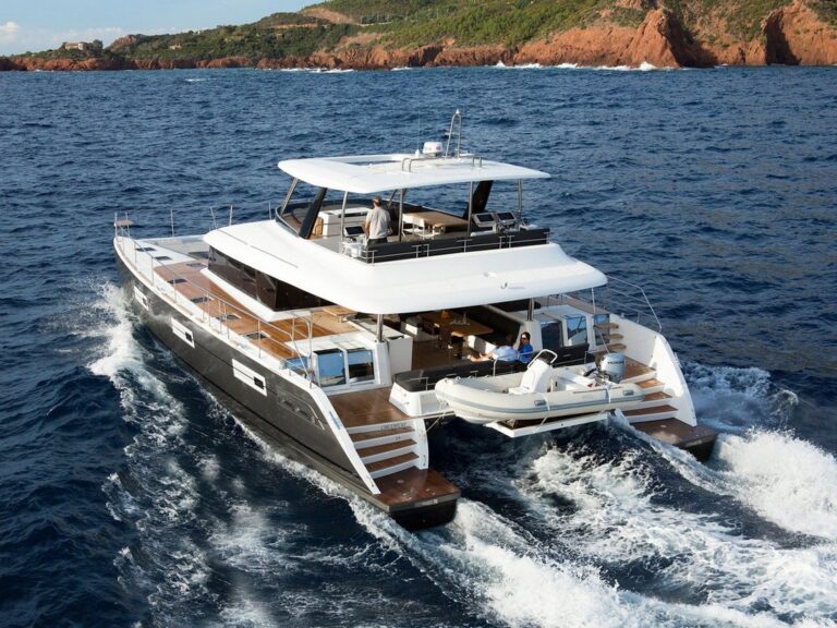Super yacht PEARLY GATES