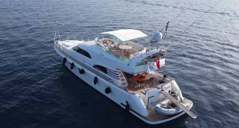 Super yacht SIROCCO