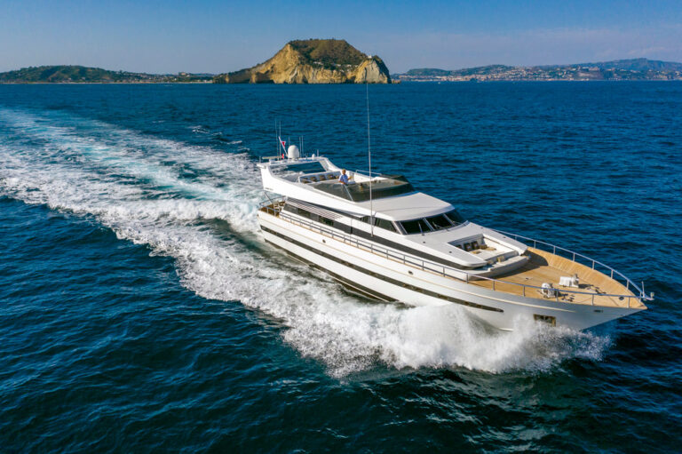 Motor yacht SANDI IV