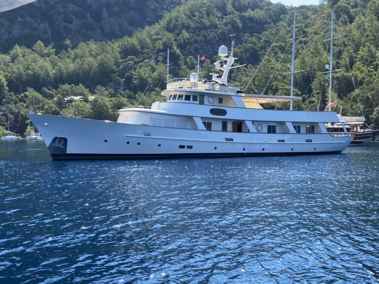 Classic Motor Yacht JURA II