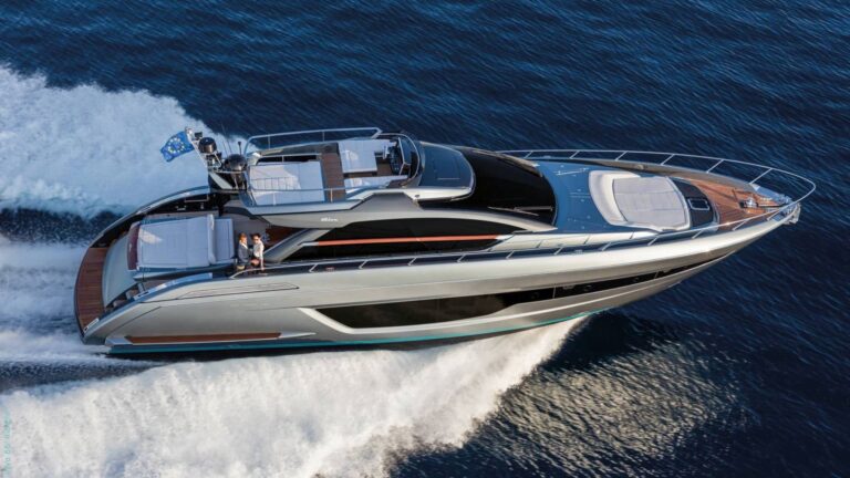 Luxury Yacht AMELIA (sistership)