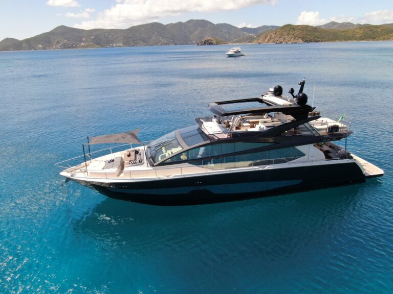 Luxury Yacht OMNIA