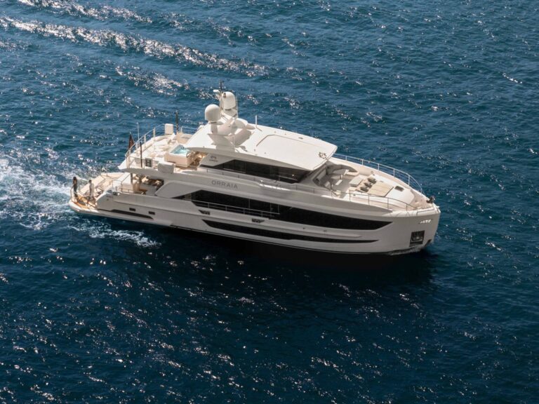 Luxury Yacht ORRAIA