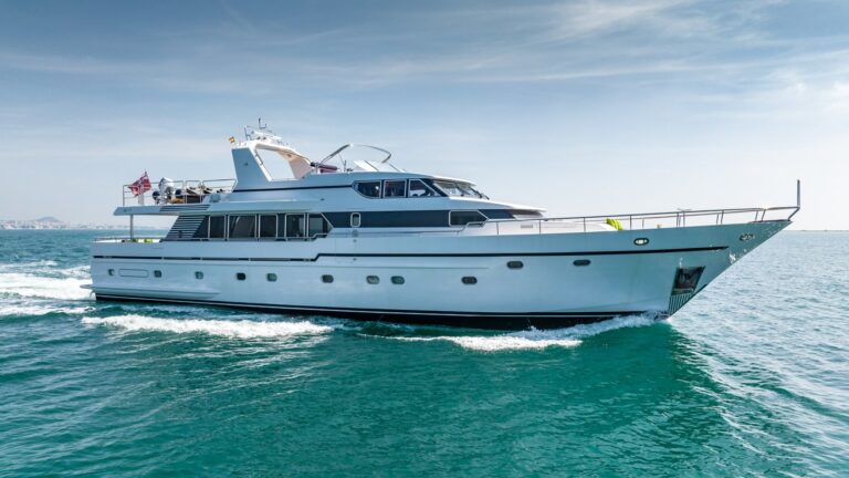Motor Yacht CAMENA II