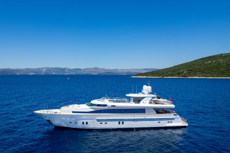 Motor Yacht CONTE STEFANI