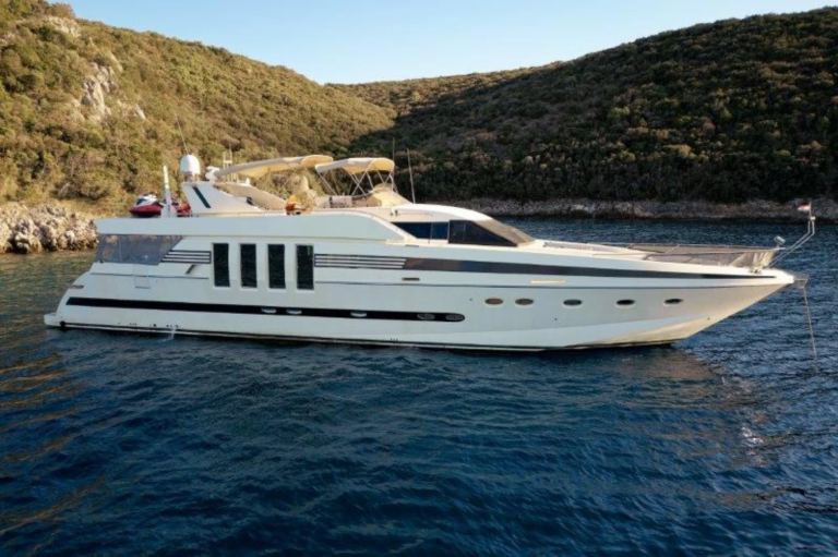Motor Yacht MARSHALL - the yacht now has dark paintwork
