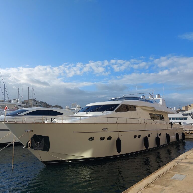 Motor Yacht SKYLINE