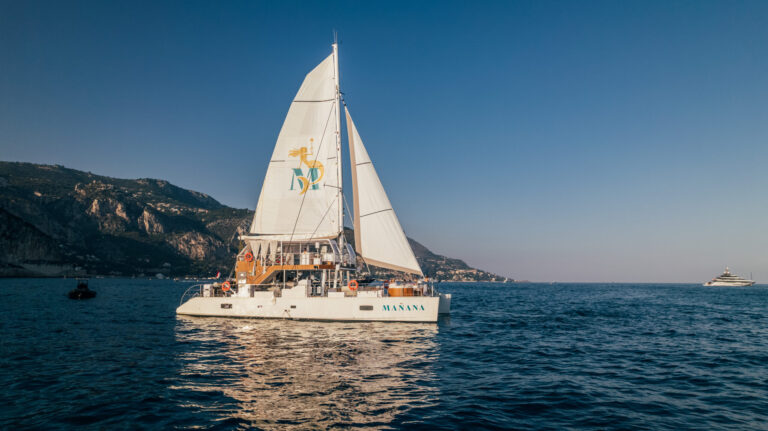 Sailing Catamaran MANANA
