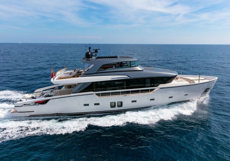 Super Yacht BELLE DE NUIT