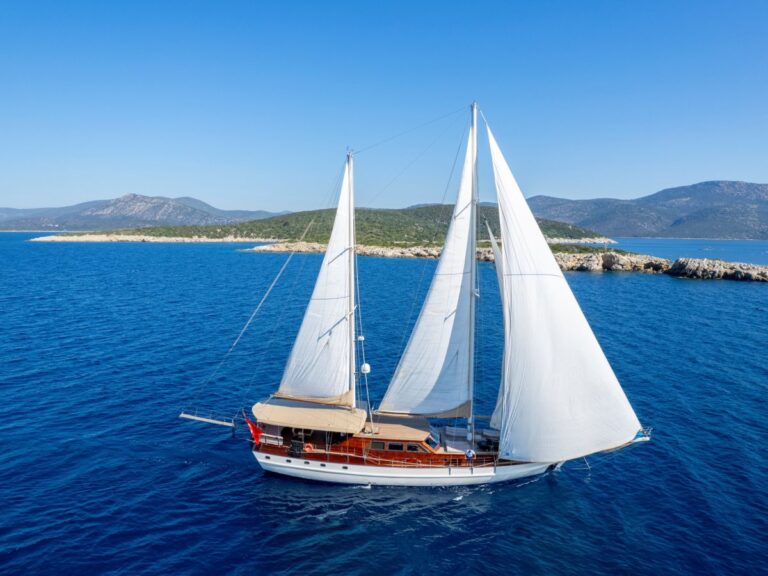 Superyacht ARABELLA
