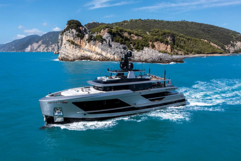 Superyacht ENTERPRISE