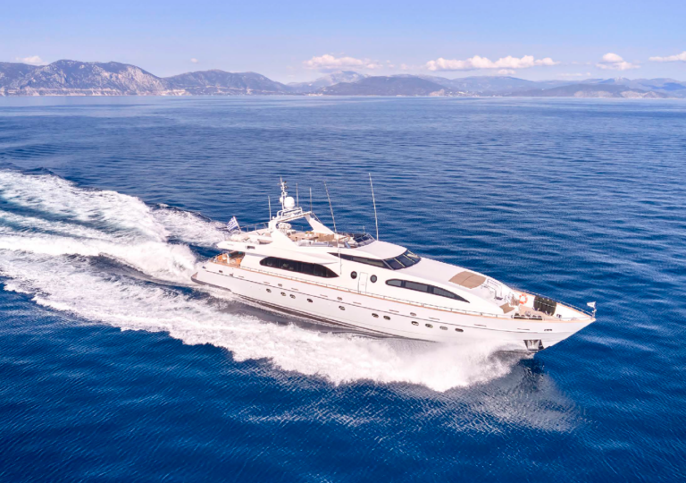 Superyacht HELIOS