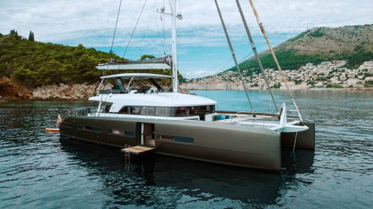 Superyacht LA GATTA