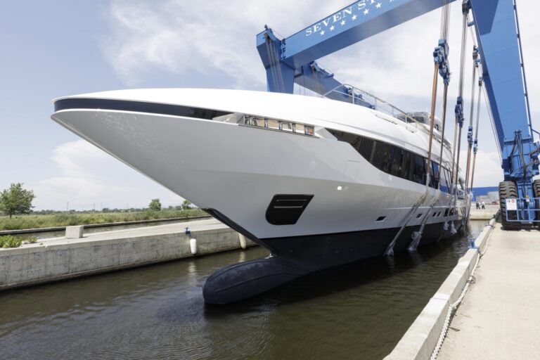 Mangusta (Overmarine)