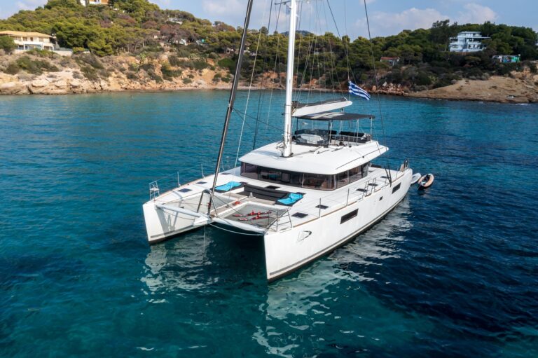 Superyacht MOYA