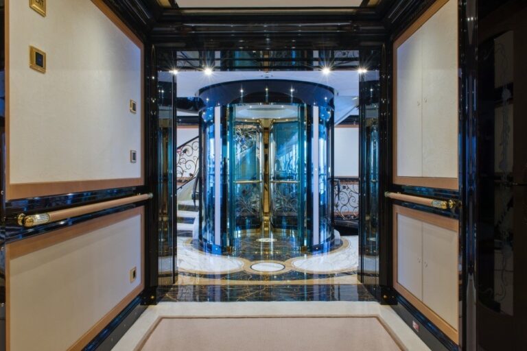 The 101m Yacht I DYNASTY