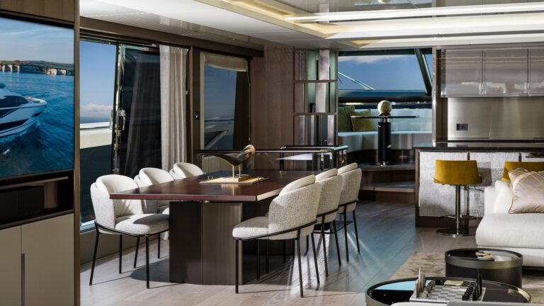 Interior (sistership)