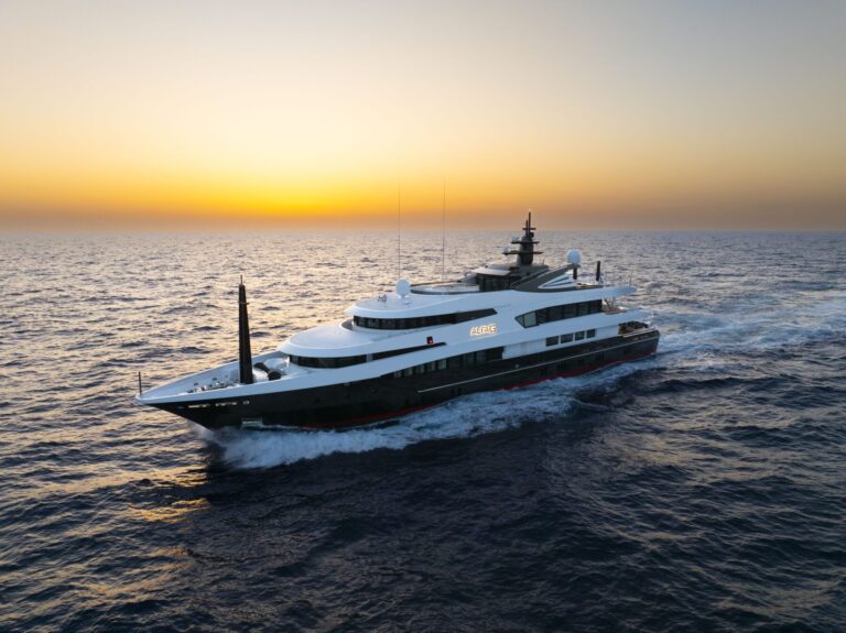 Luxury Yacht ALFA G