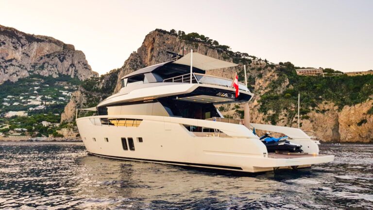 Luxury Yacht ALLEGRIA