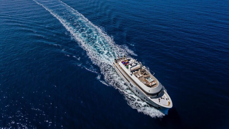Luxury Yacht APNA