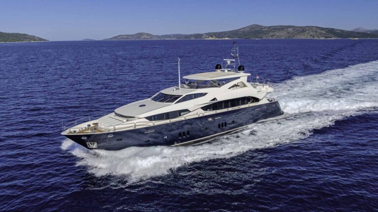 Luxury Yacht ARAGO