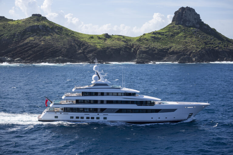 Luxury Yacht ASIA