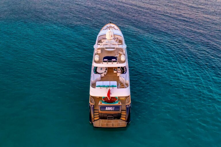 Luxury Yacht BANG!