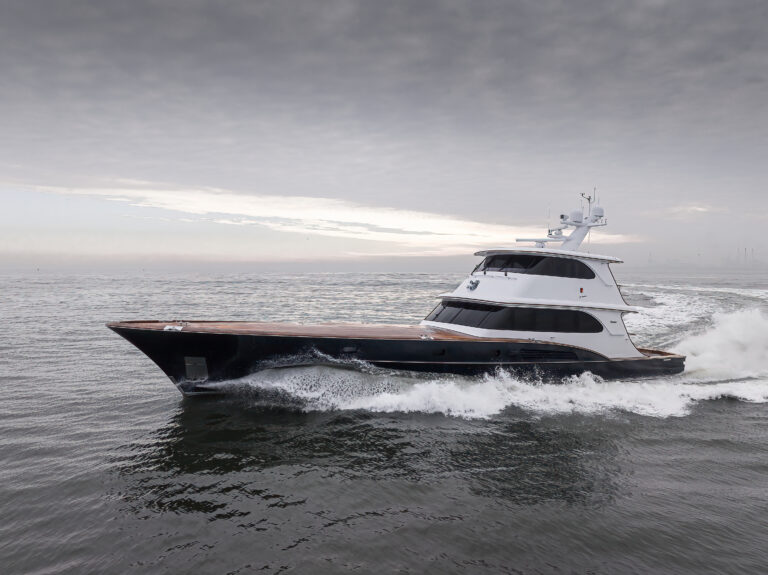 Luxury Yacht CATCH