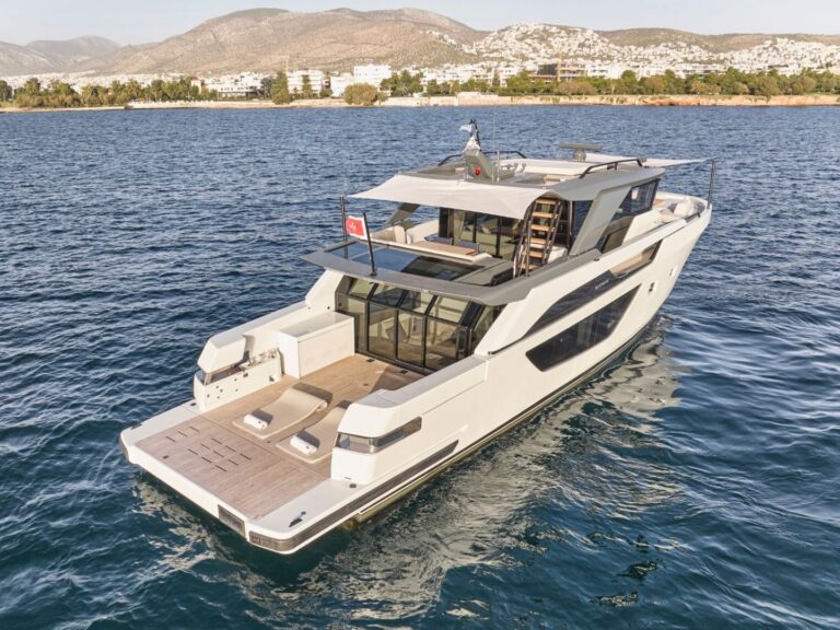 Luxury Yacht DUCHESS