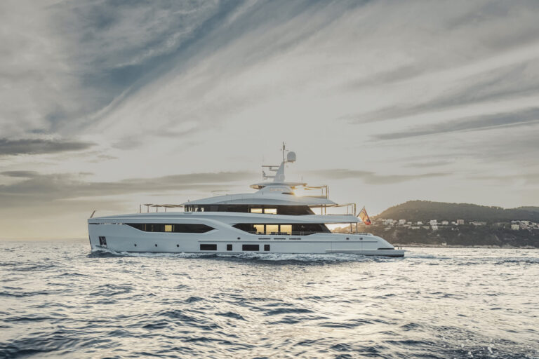 Luxury Yacht EXTRA TIME