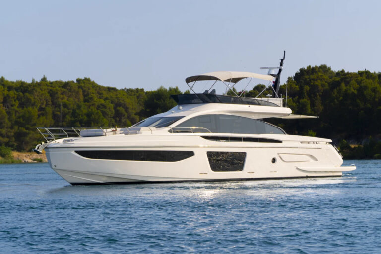 Luxury Yacht FELICITA