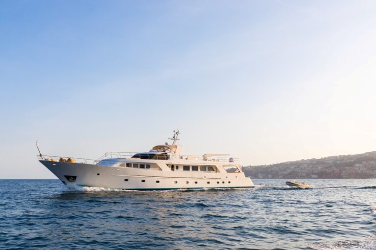 Luxury Yacht GITANES