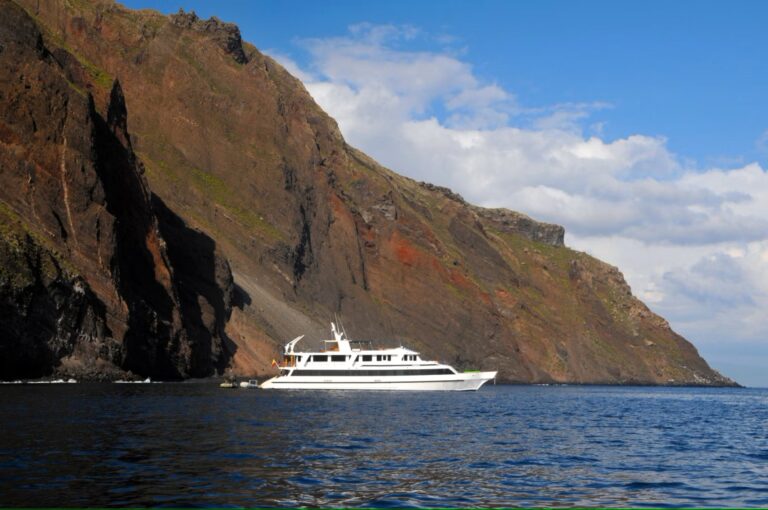 Luxury Yacht INTEGRITY