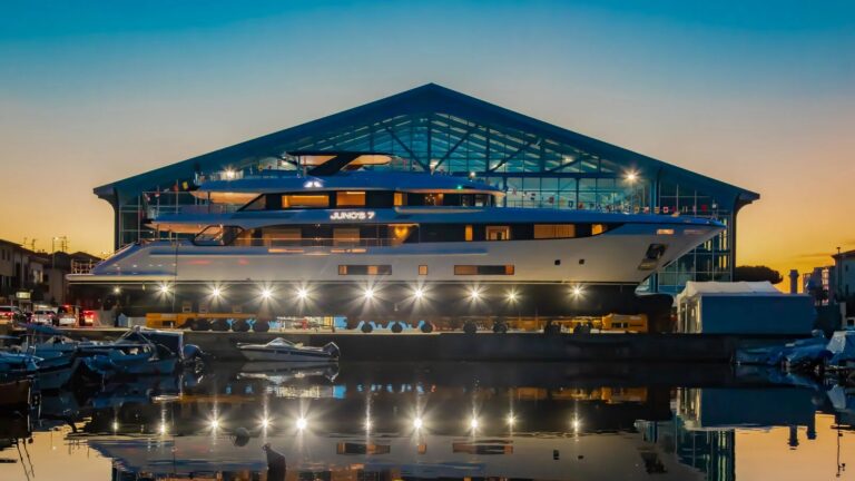 Luxury Yacht JUNO'S 7