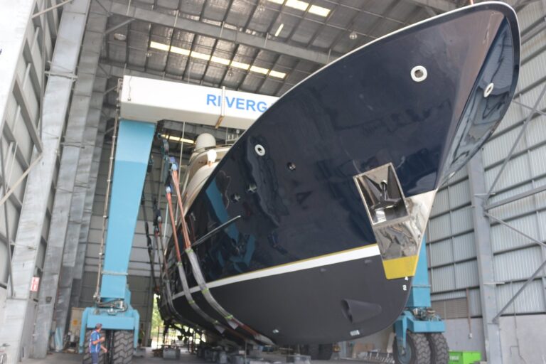 Luxury Yacht KOKOMO II