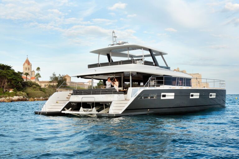 Luxury Yacht LADY C (sistership)
