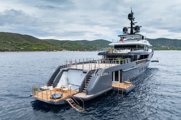 Luxury Yacht 'M'