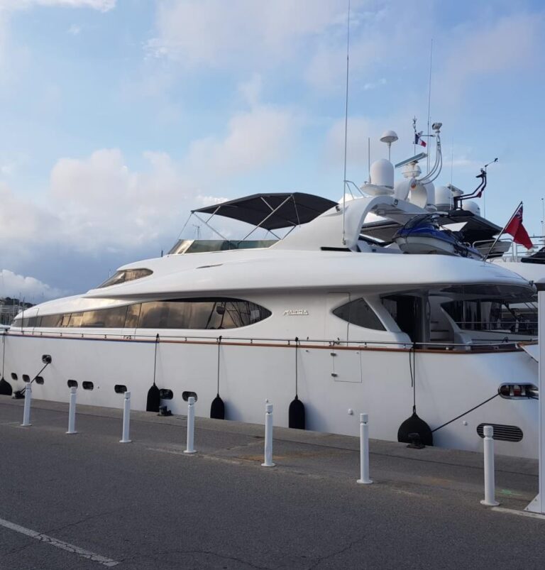 Luxury Yacht MALEX ANN
