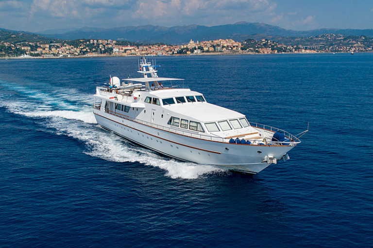 Luxury Yacht NAUTA TEASER