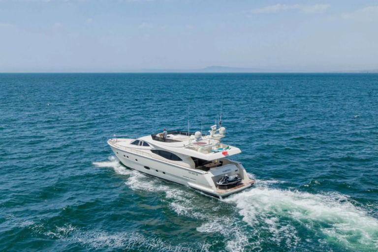 Luxury Yacht PAMPERO