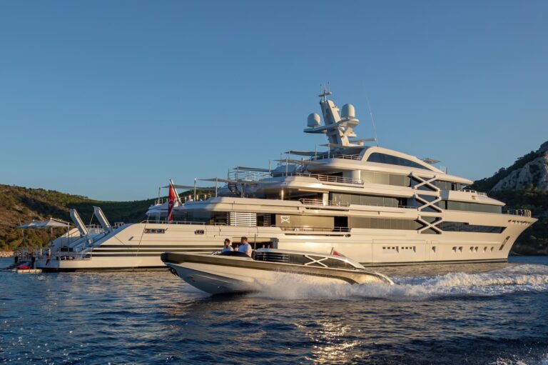 Luxury Yacht PROJECT X