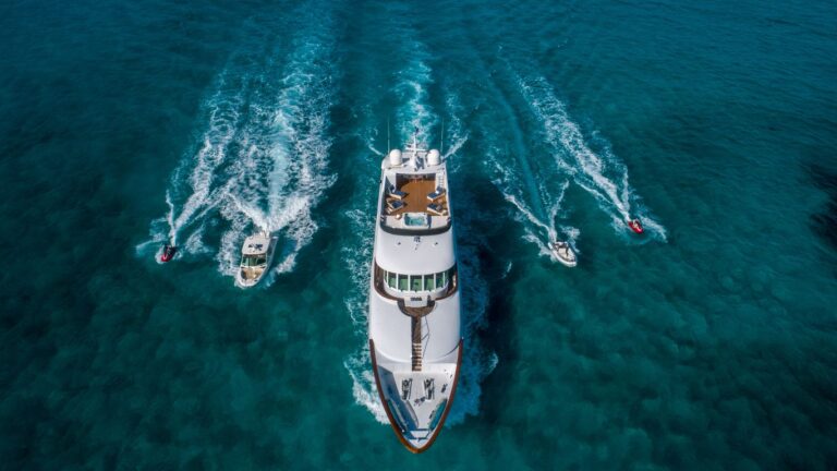 Luxury Yacht RELENTLESS