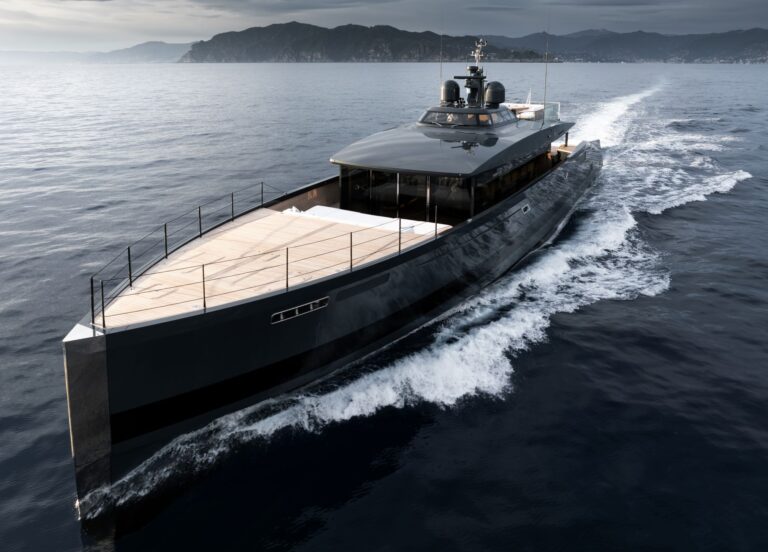 Luxury Yacht SAN