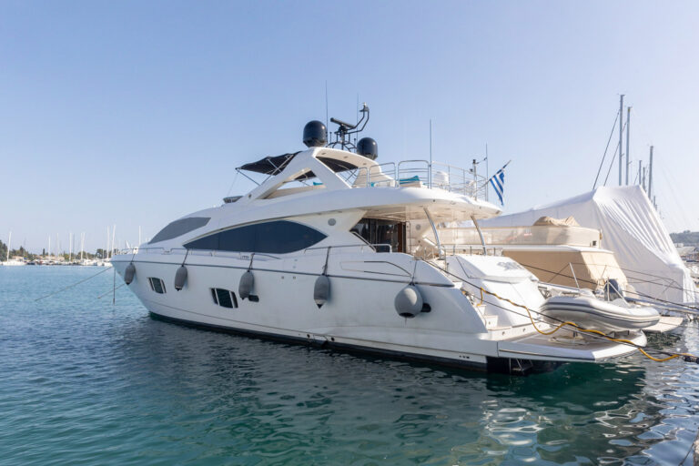 Luxury Yacht SHINE