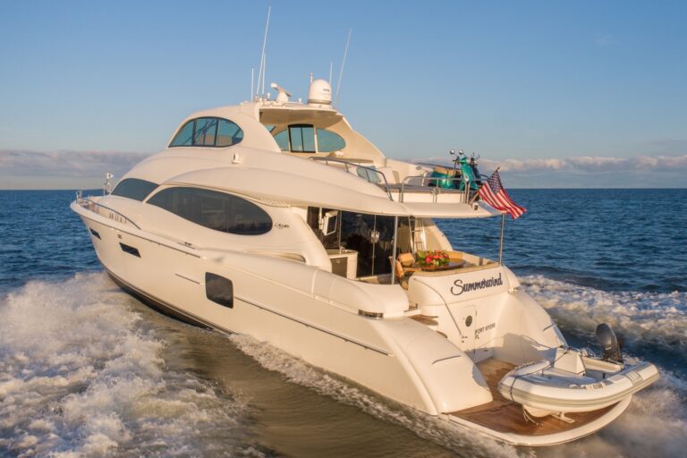 Luxury Yacht SUMMERWIND
