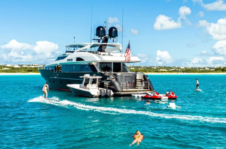Luxury Yacht TEMPTATION
